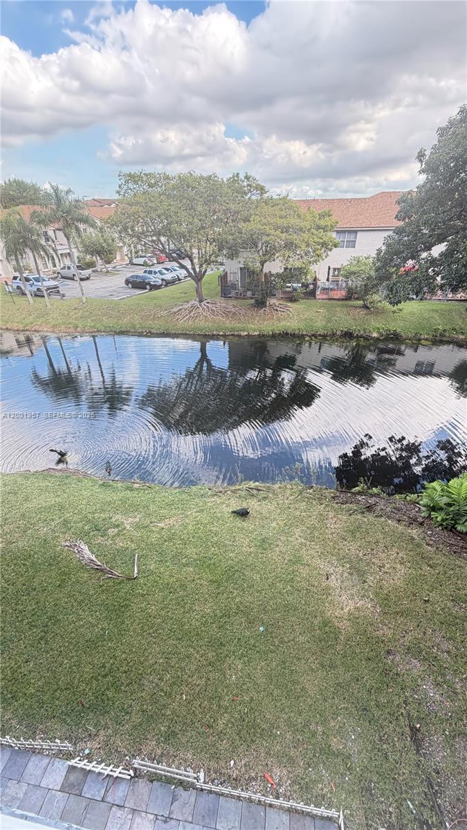 THE BEACH CLUB FONTAINEBL - Residential Lease