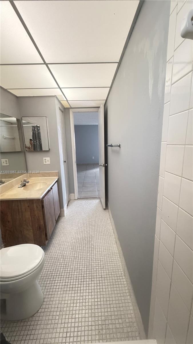 THE BEACH CLUB FONTAINEBL - Residential Lease