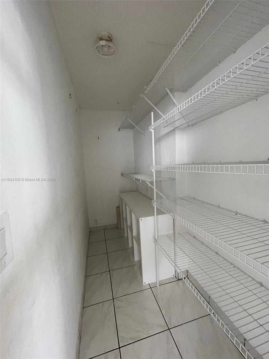 THE AMETHYST CONDO - Residential Lease