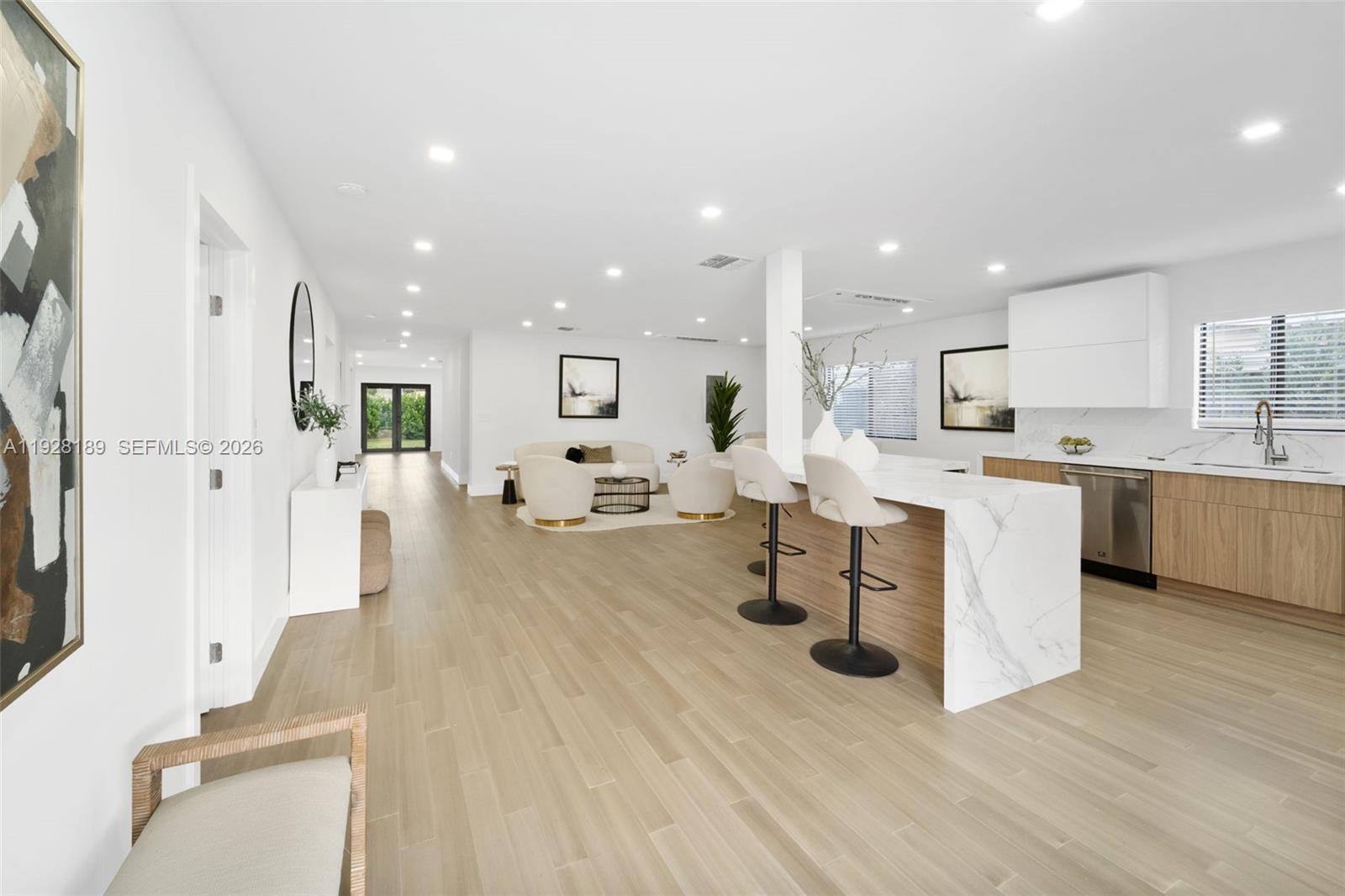 CORAL VILLA REV - Residential