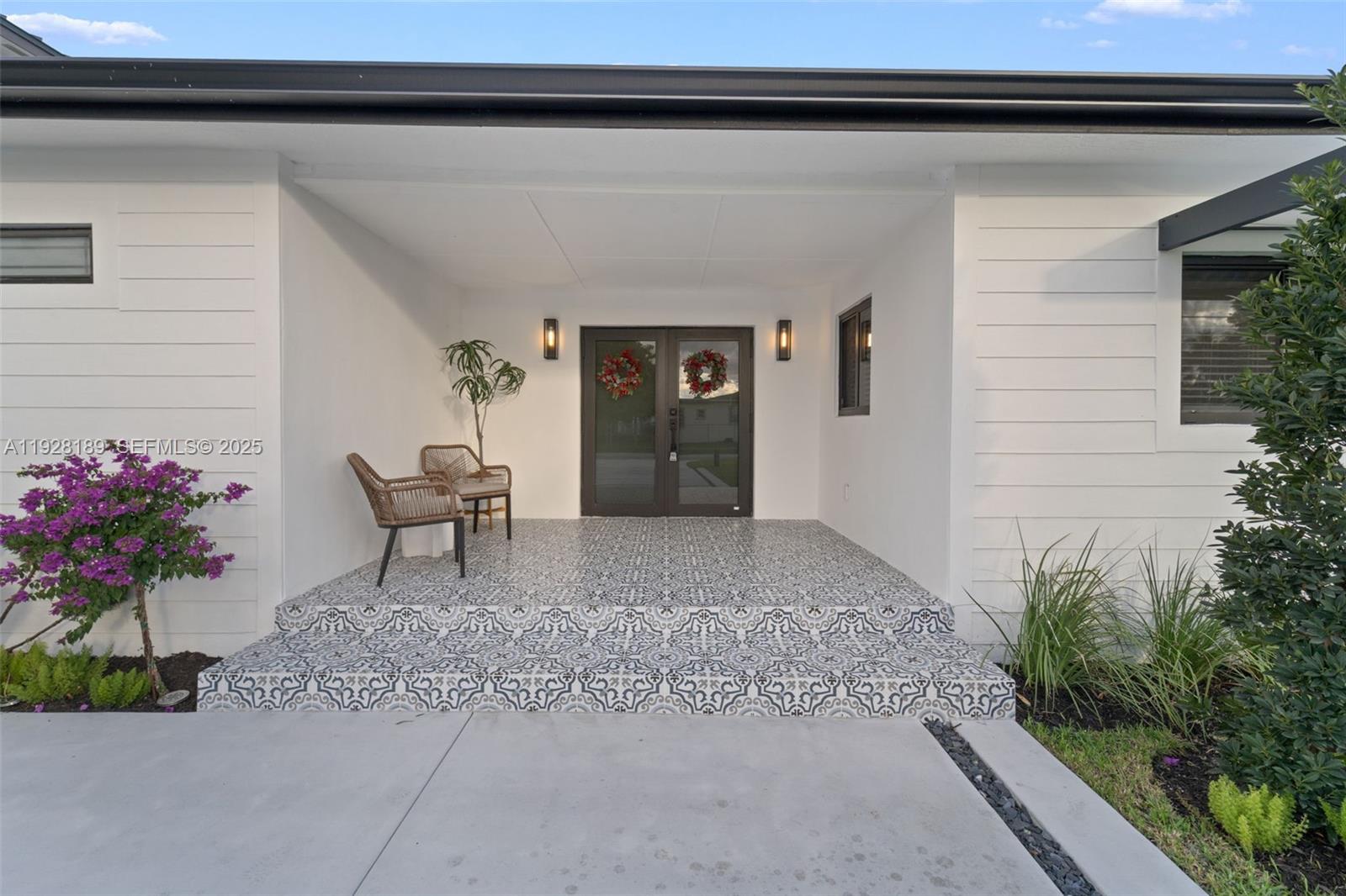 CORAL VILLA REV - Residential