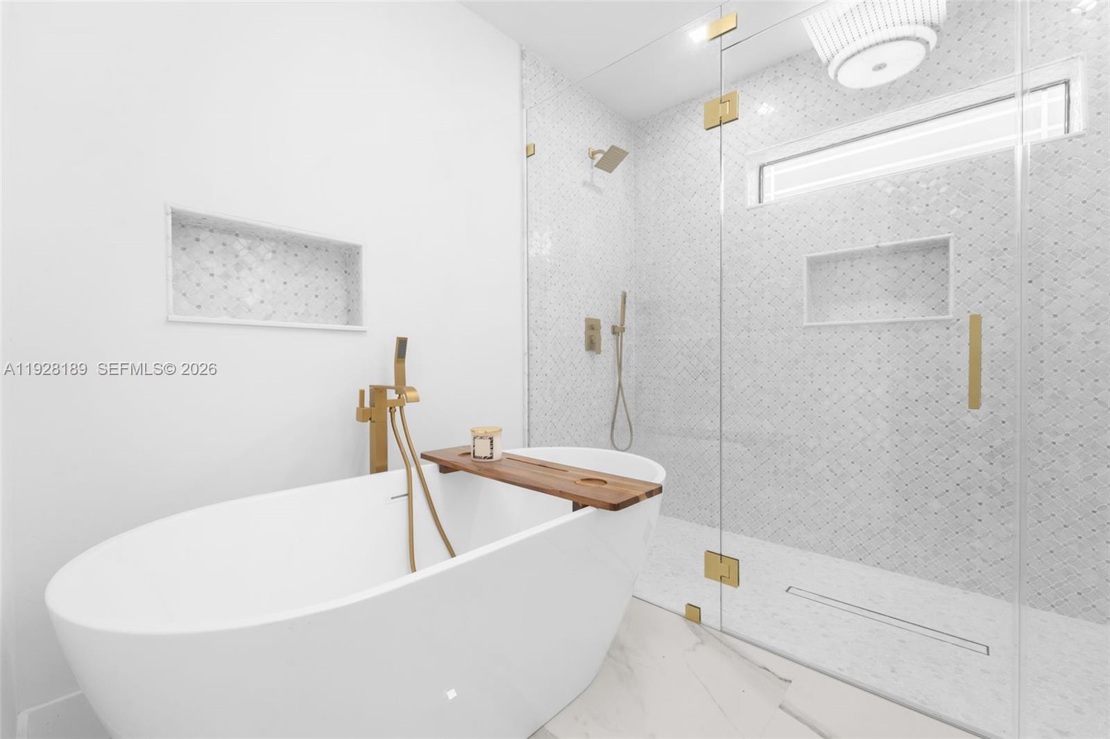 CORAL VILLA REV - Residential