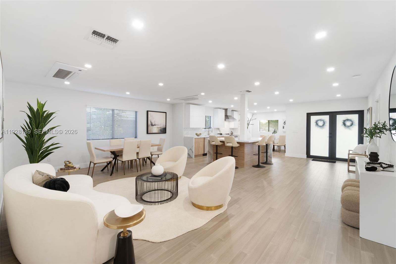 CORAL VILLA REV - Residential