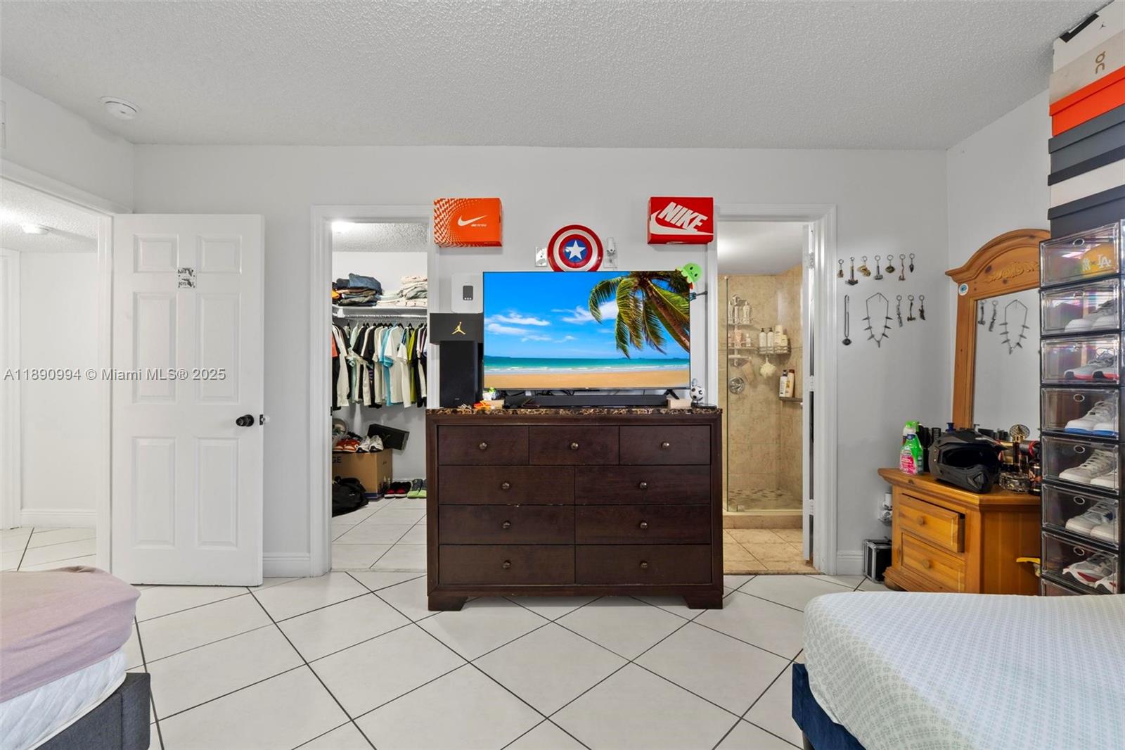 WESTLAND CONDO - Residential