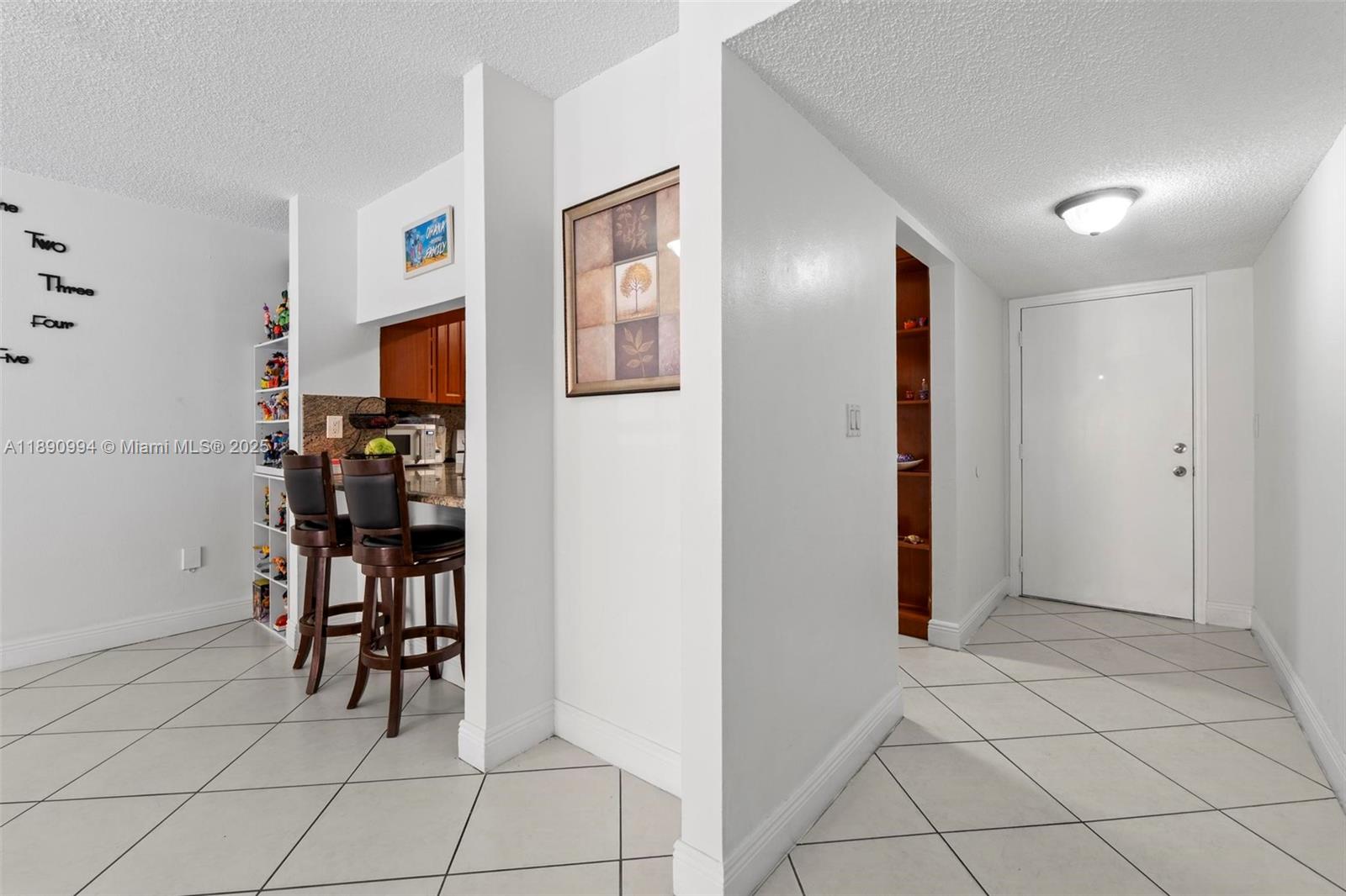 WESTLAND CONDO - Residential