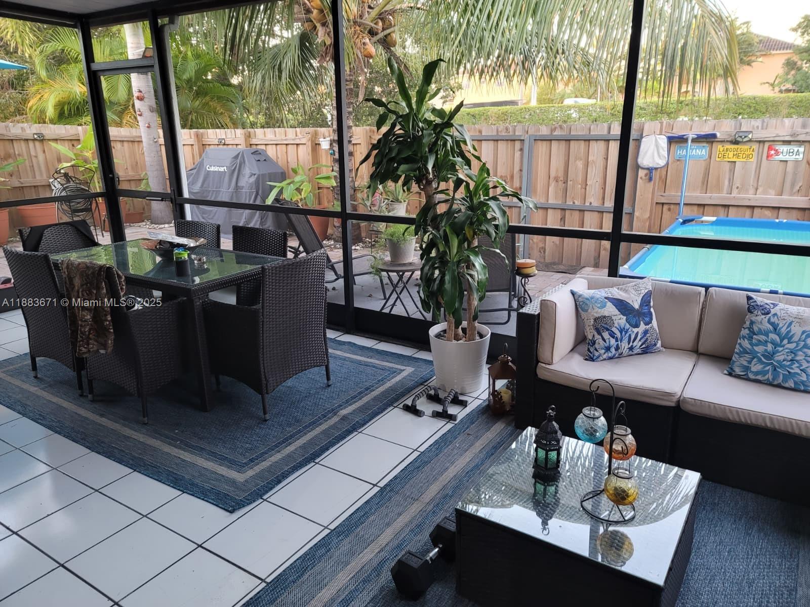 EVERGLADES SUGAR & LAND C - Residential Lease
