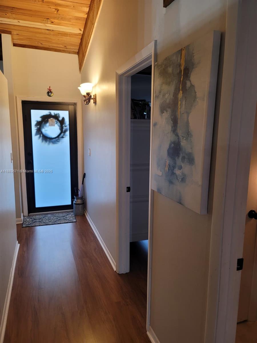 EVERGLADES SUGAR & LAND C - Residential Lease