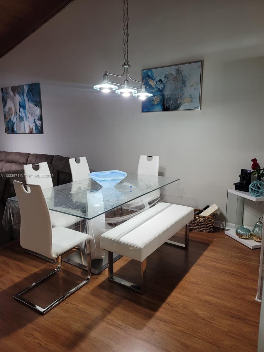 EVERGLADES SUGAR & LAND C - Residential Lease