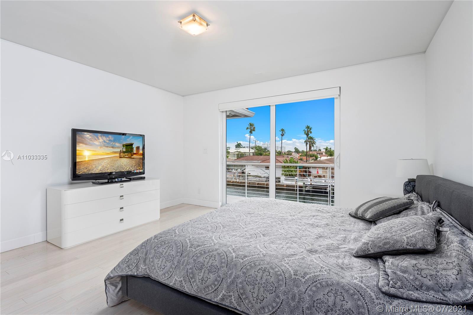 EASTERN SHORES 1ST ADDN - Residential