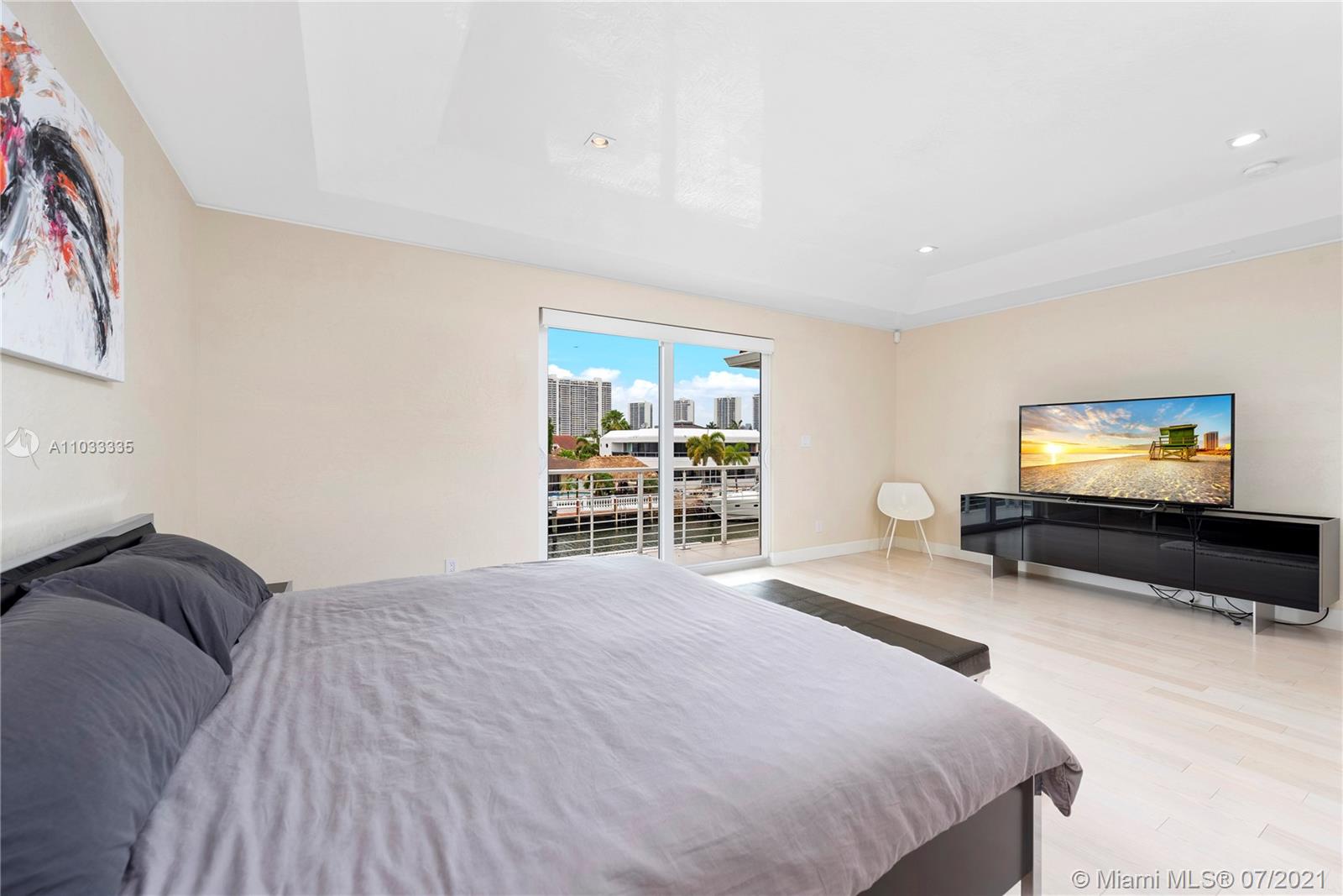 EASTERN SHORES 1ST ADDN - Residential