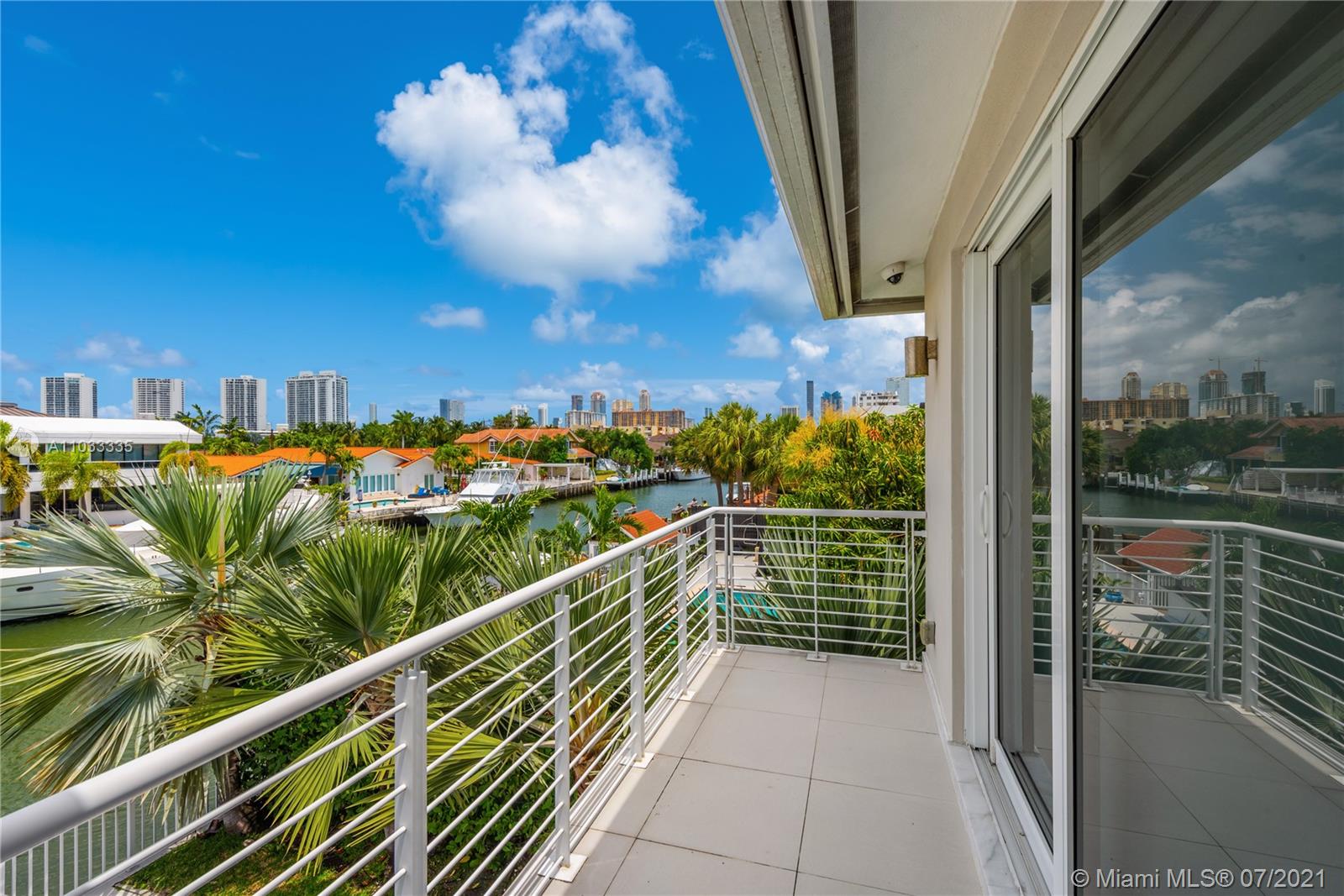 EASTERN SHORES 1ST ADDN - Residential