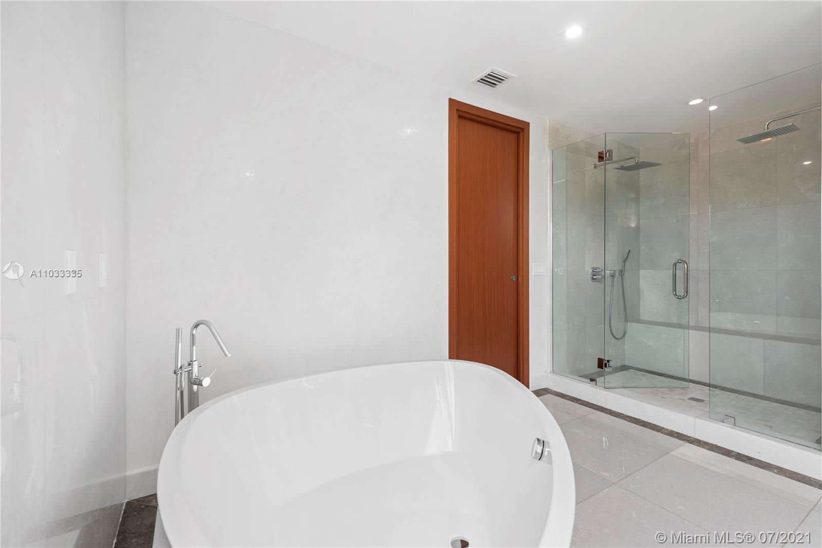 EASTERN SHORES 1ST ADDN - Residential