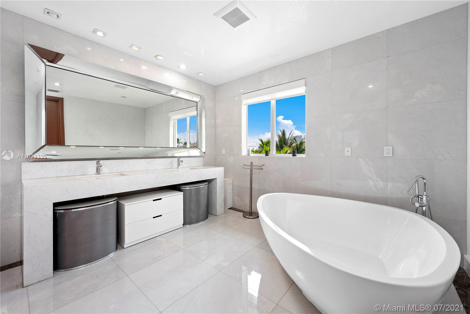 EASTERN SHORES 1ST ADDN - Residential