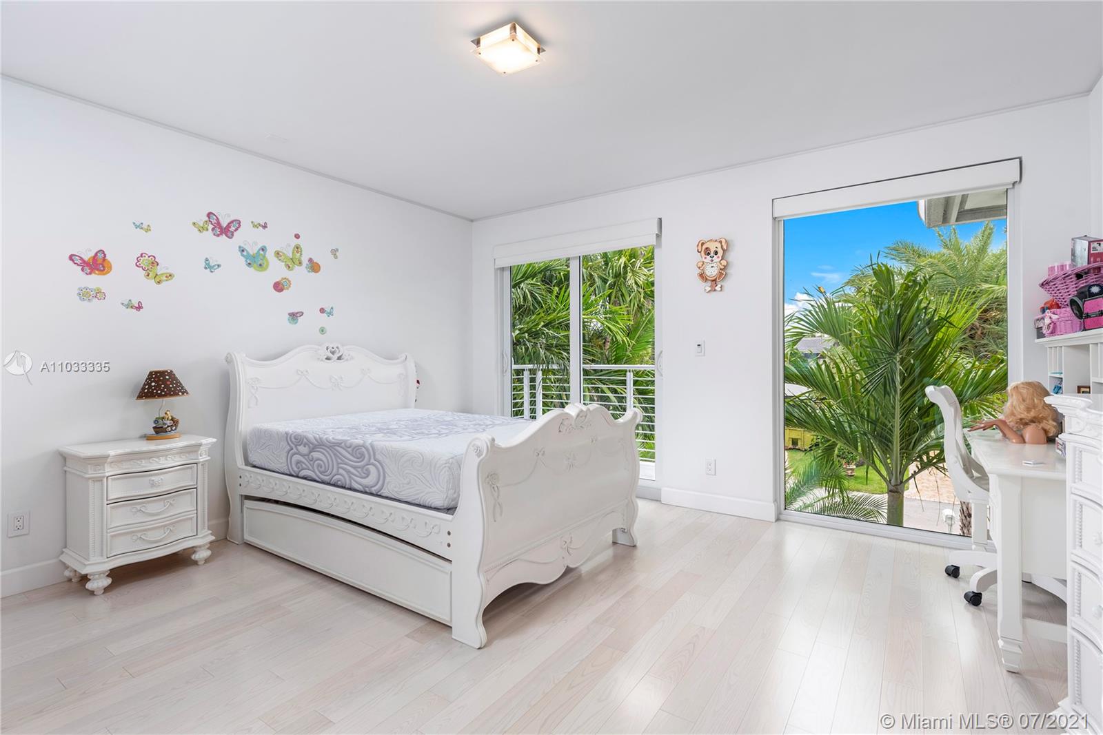 EASTERN SHORES 1ST ADDN - Residential