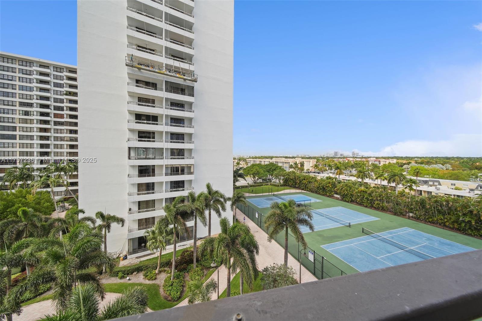 OLYMPUS CONDO PHASE - Residential