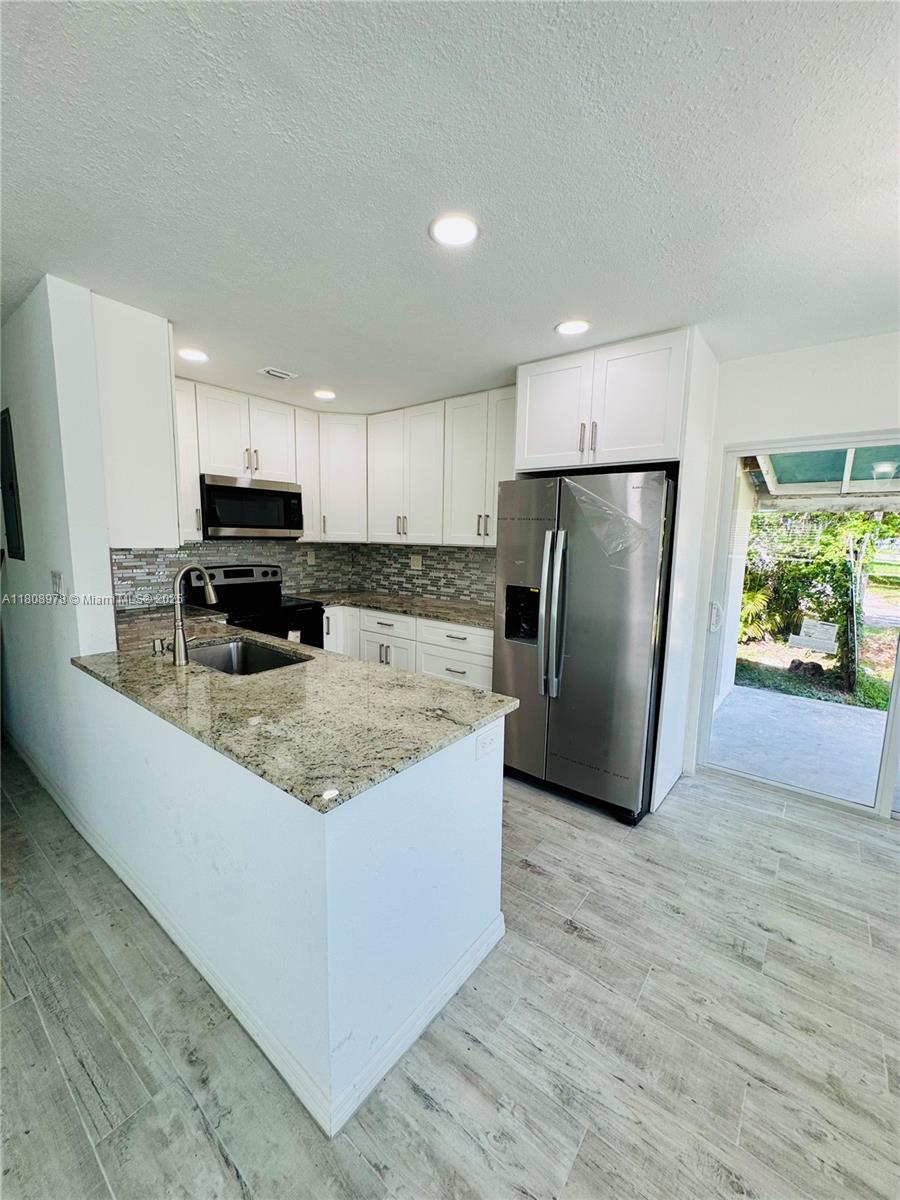 4341 NW 59th St