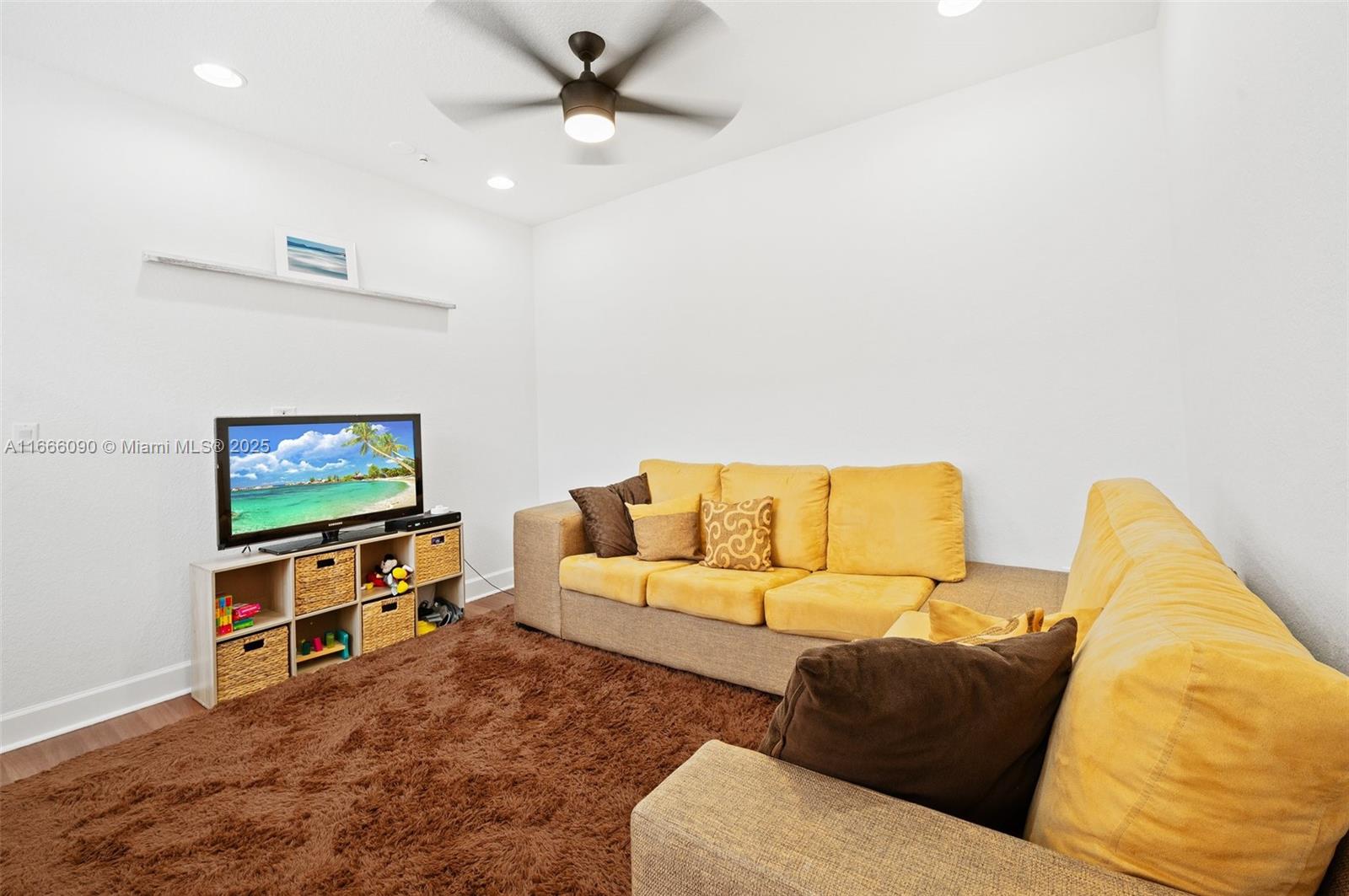 MEADOW PINES - Residential