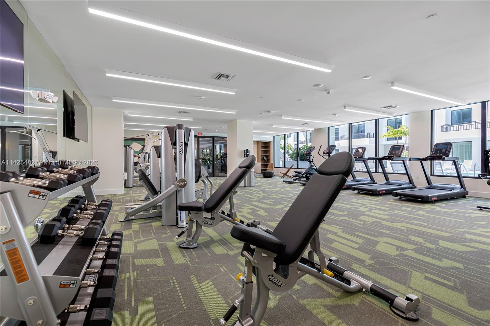 TOWN OF MODELO (DANIA) B- - Residential Lease