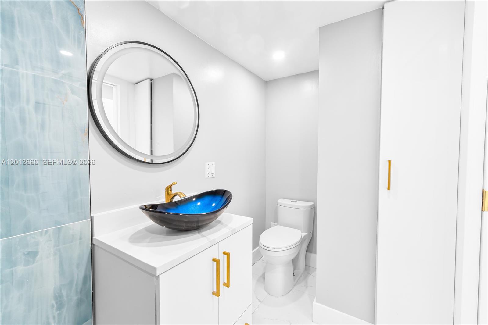 ADMIRALS PORT CONDO-EAST - Residential Lease