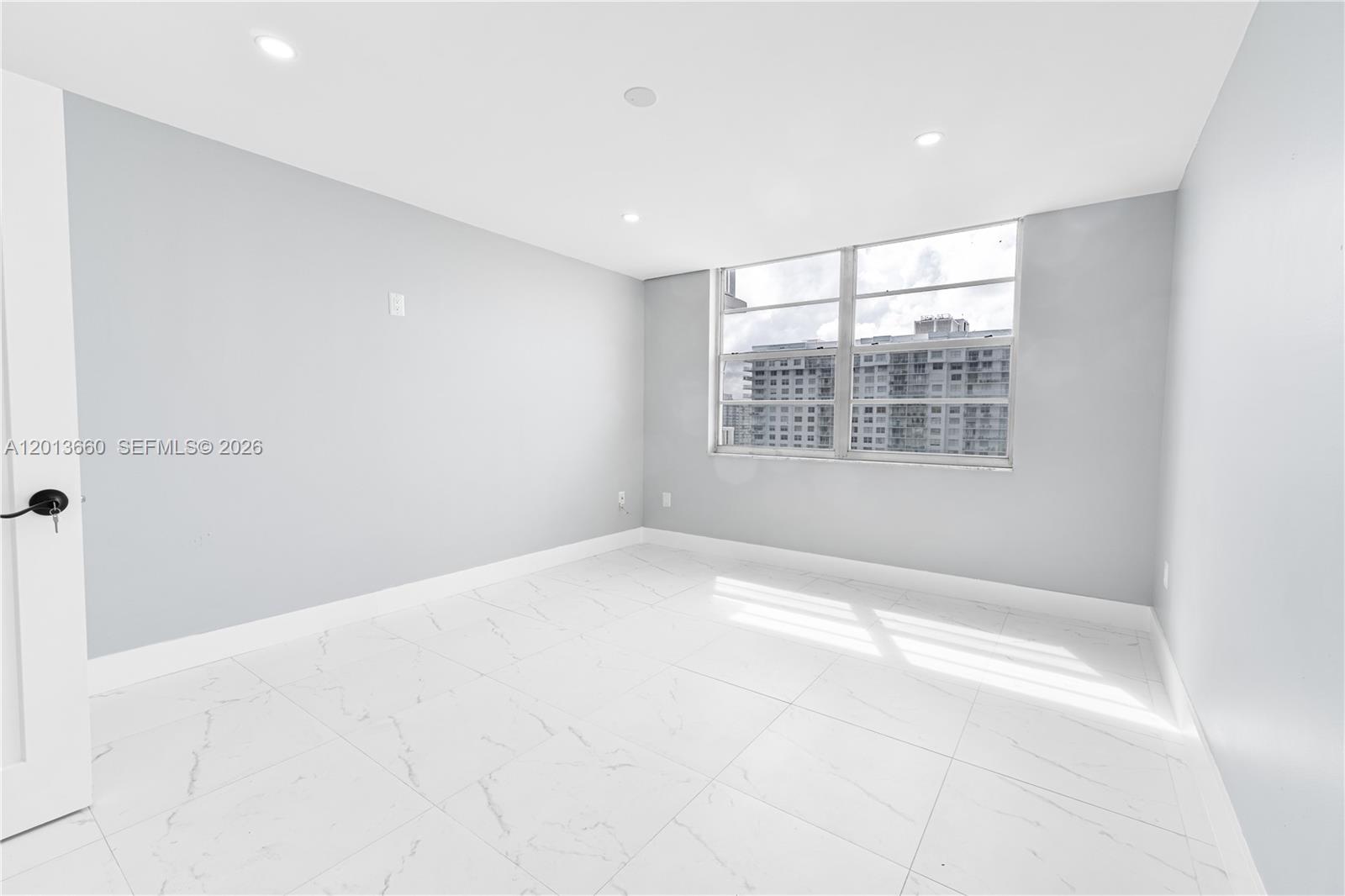 ADMIRALS PORT CONDO-EAST - Residential Lease