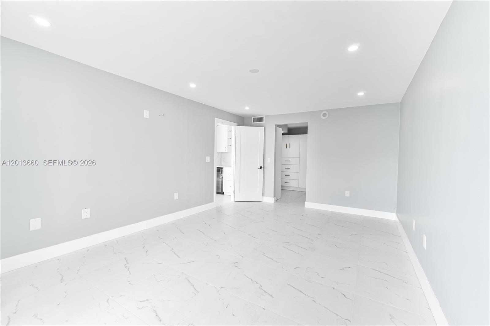 ADMIRALS PORT CONDO-EAST - Residential Lease
