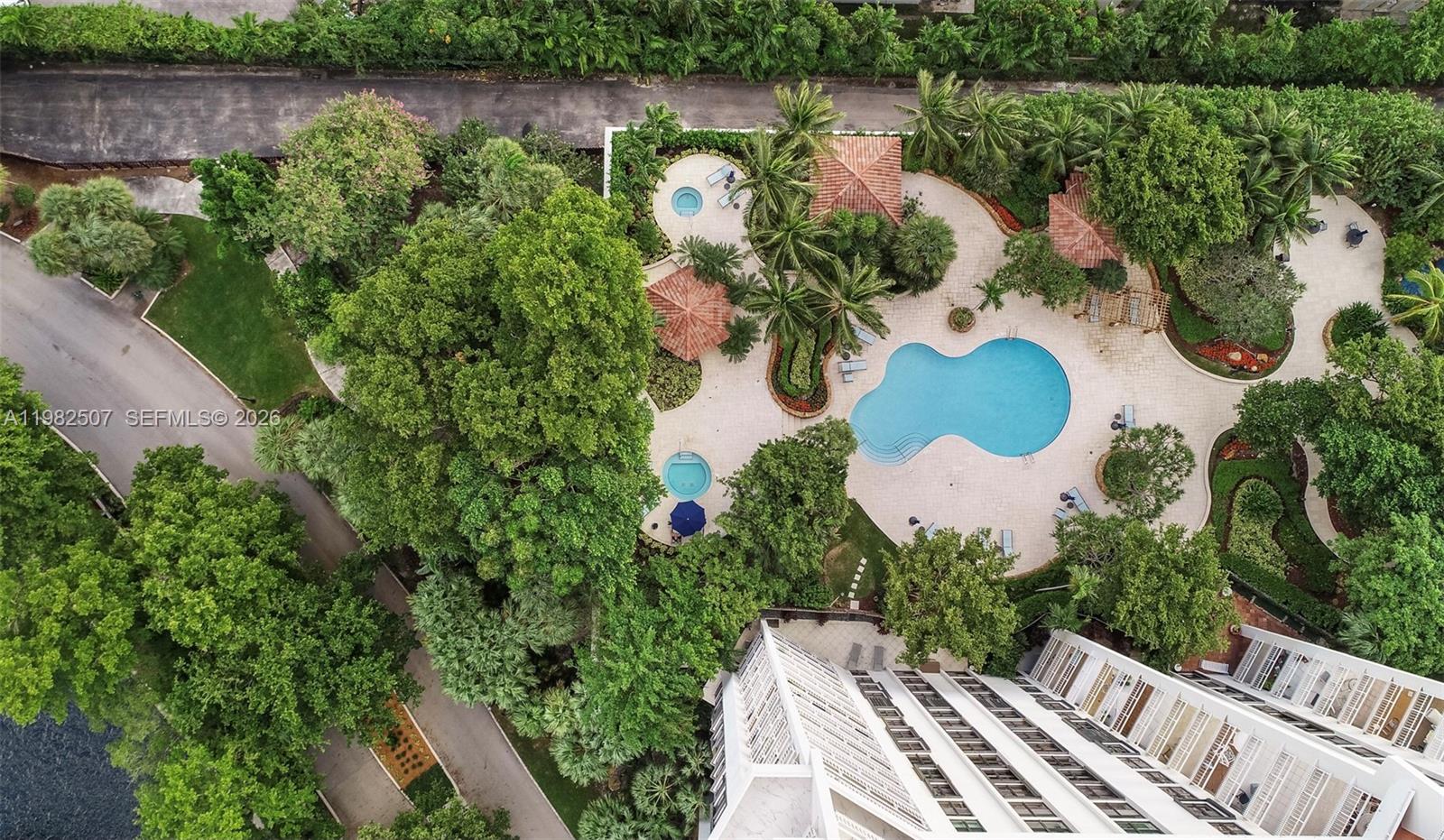 TOWERS OF QUAYSIDE CONDO - Residential Lease