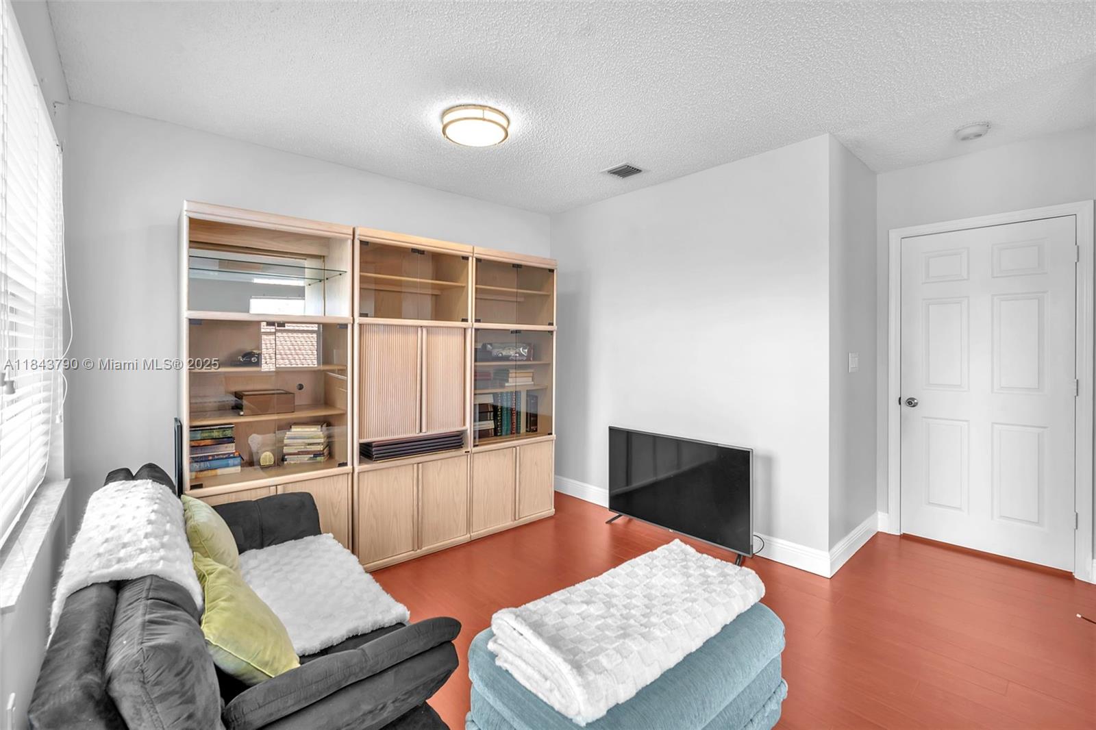 SILVER LAKES PHASE III RE - Residential
