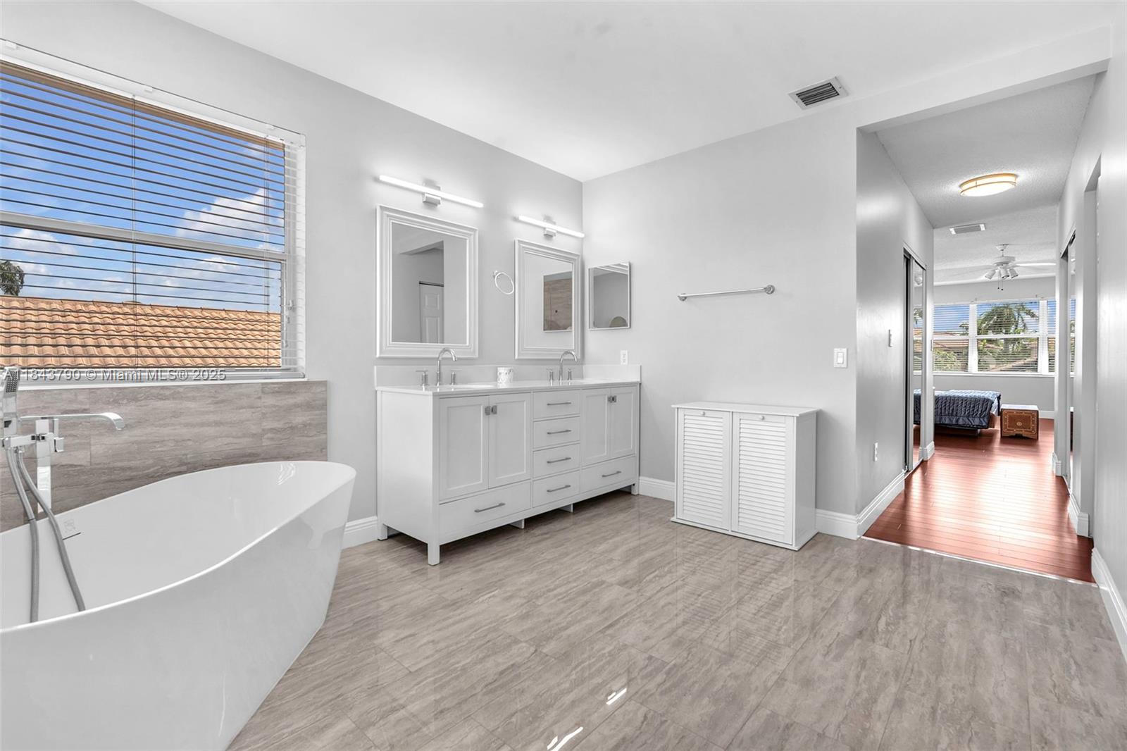 SILVER LAKES PHASE III RE - Residential