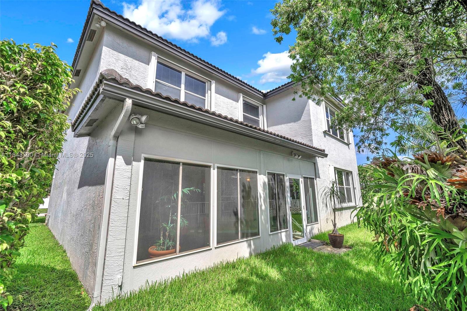SILVER LAKES PHASE III RE - Residential