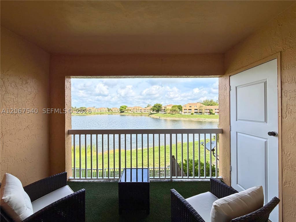Photo of 5200 NW 31st Ave #217, Fort Lauderdale, FL 33309 (MLS # A12067540)