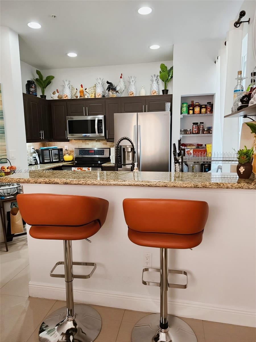 BOARDWALK AT VIZCAYA COND - Residential