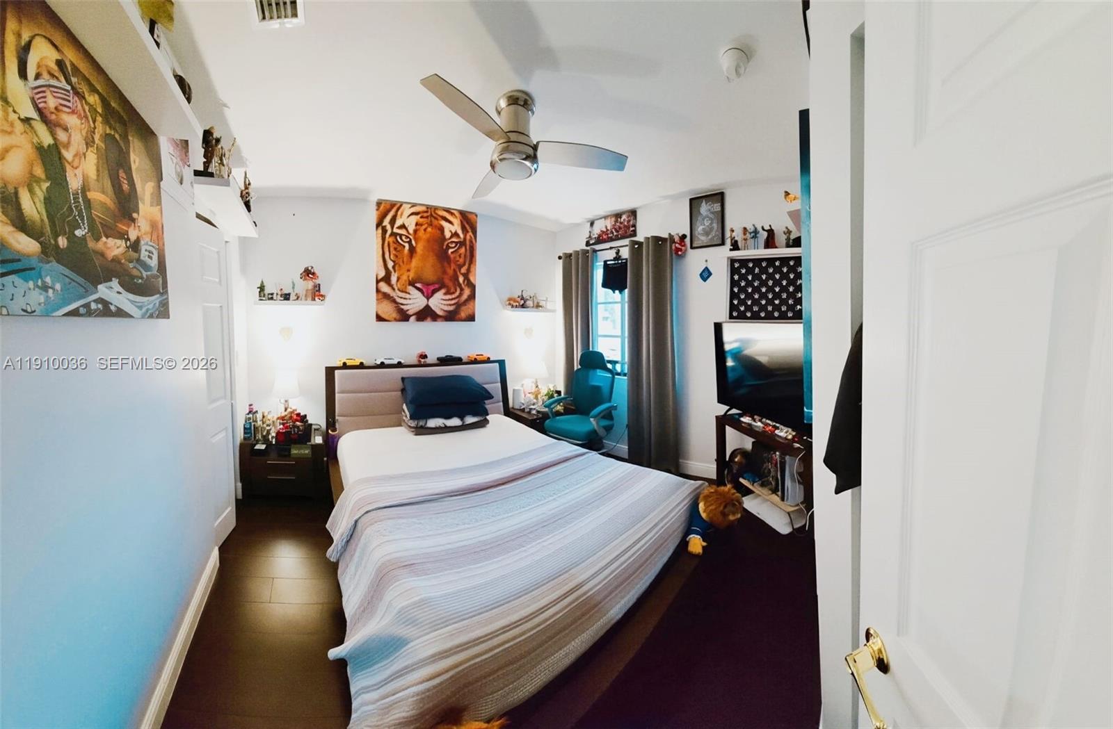 BOARDWALK AT VIZCAYA COND - Residential