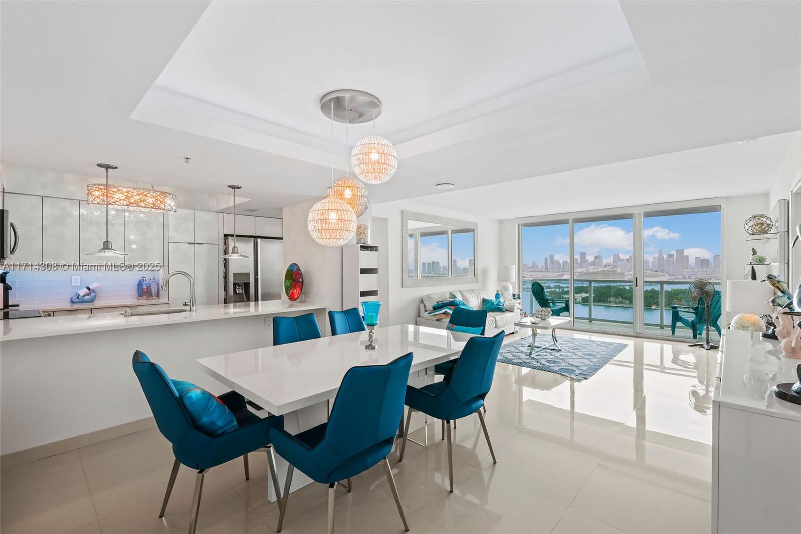 650 West Ave 2407