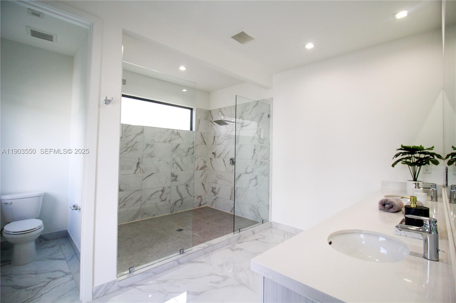 Canarias at Downtown Doral - Residential