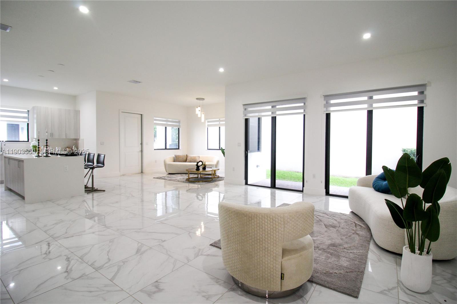 Canarias at Downtown Doral - Residential