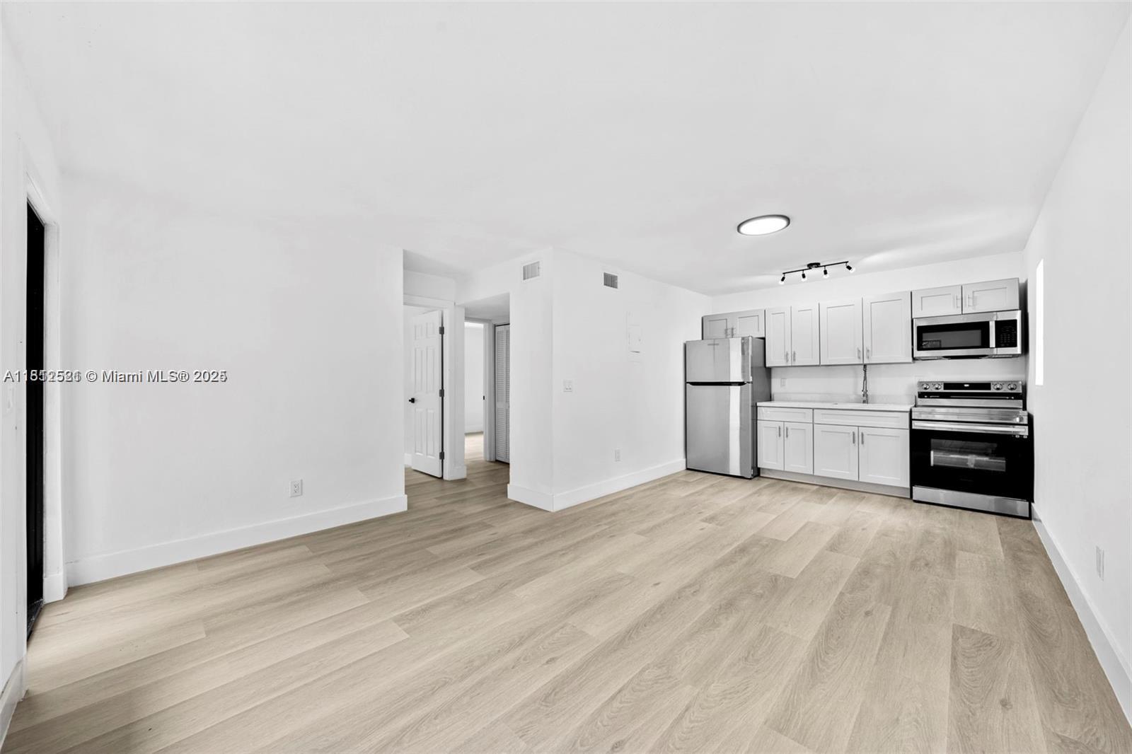37 NW 59th St 7