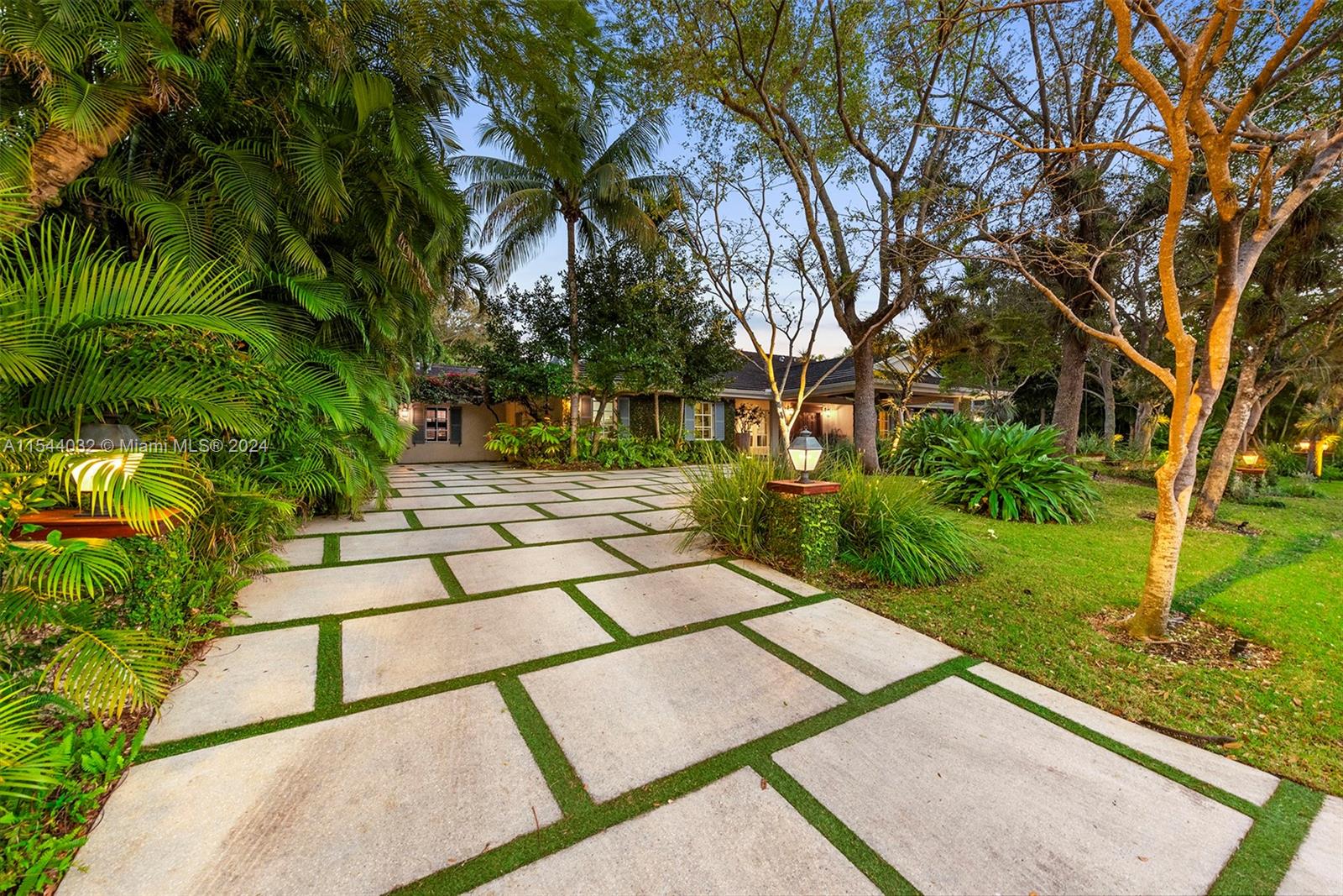 COCOPLUM SEC 1 - Residential