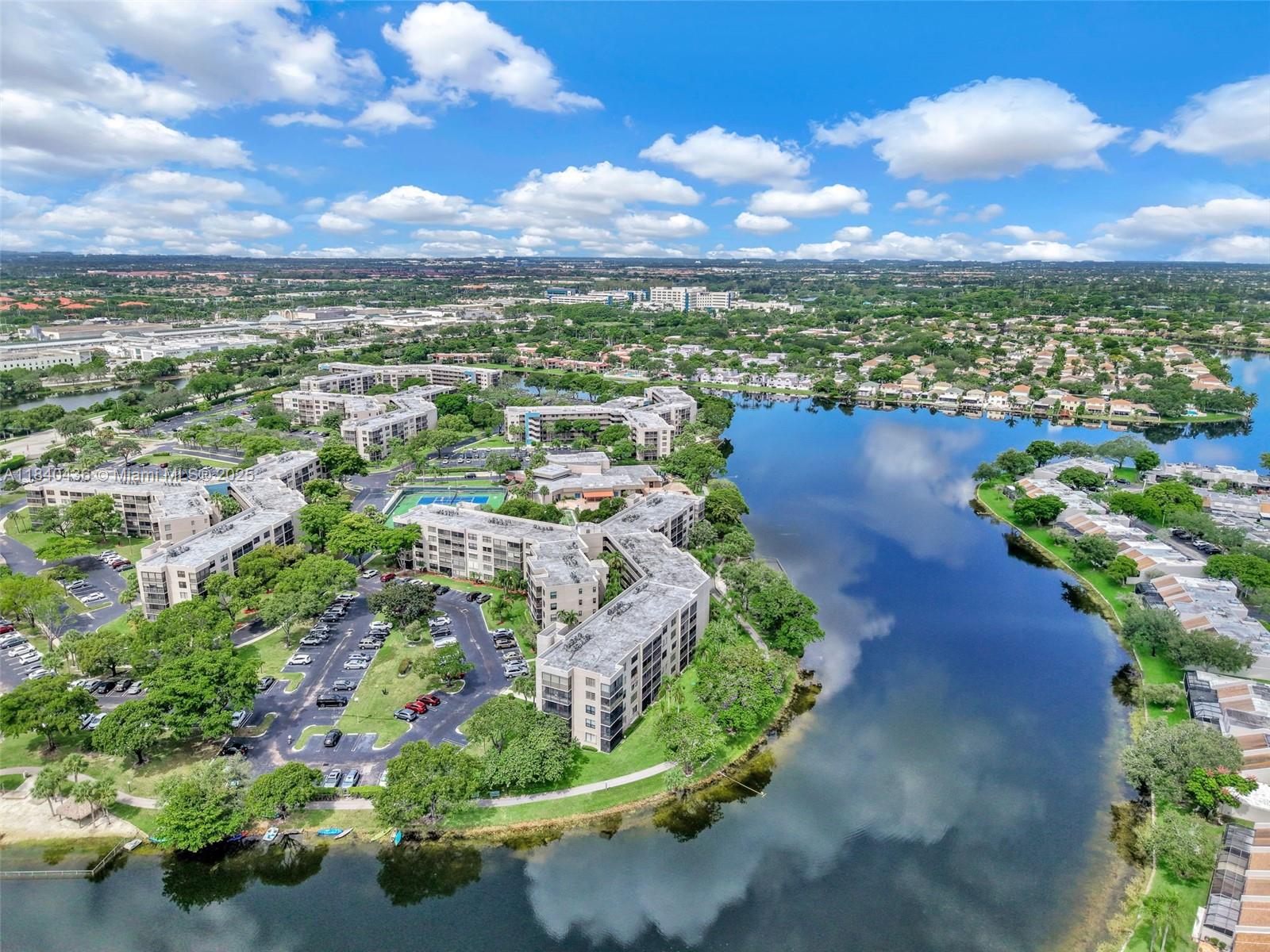 COLONY POINT 4 CONDO - Residential