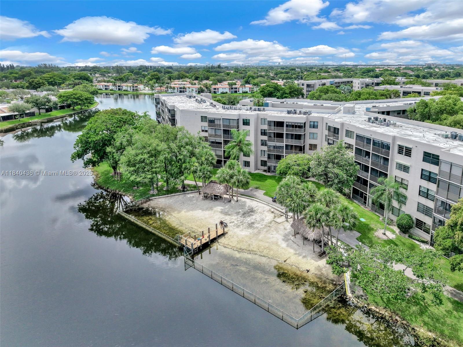 COLONY POINT 4 CONDO - Residential