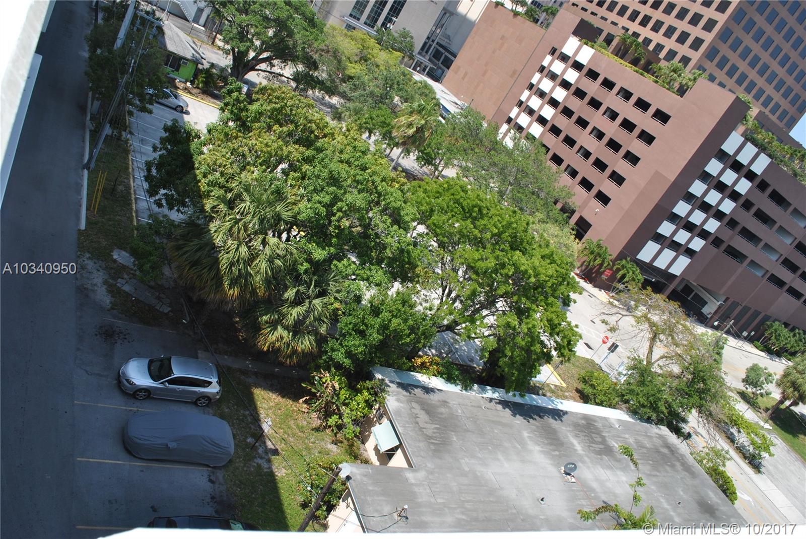 FT LAUDERDALE - Land