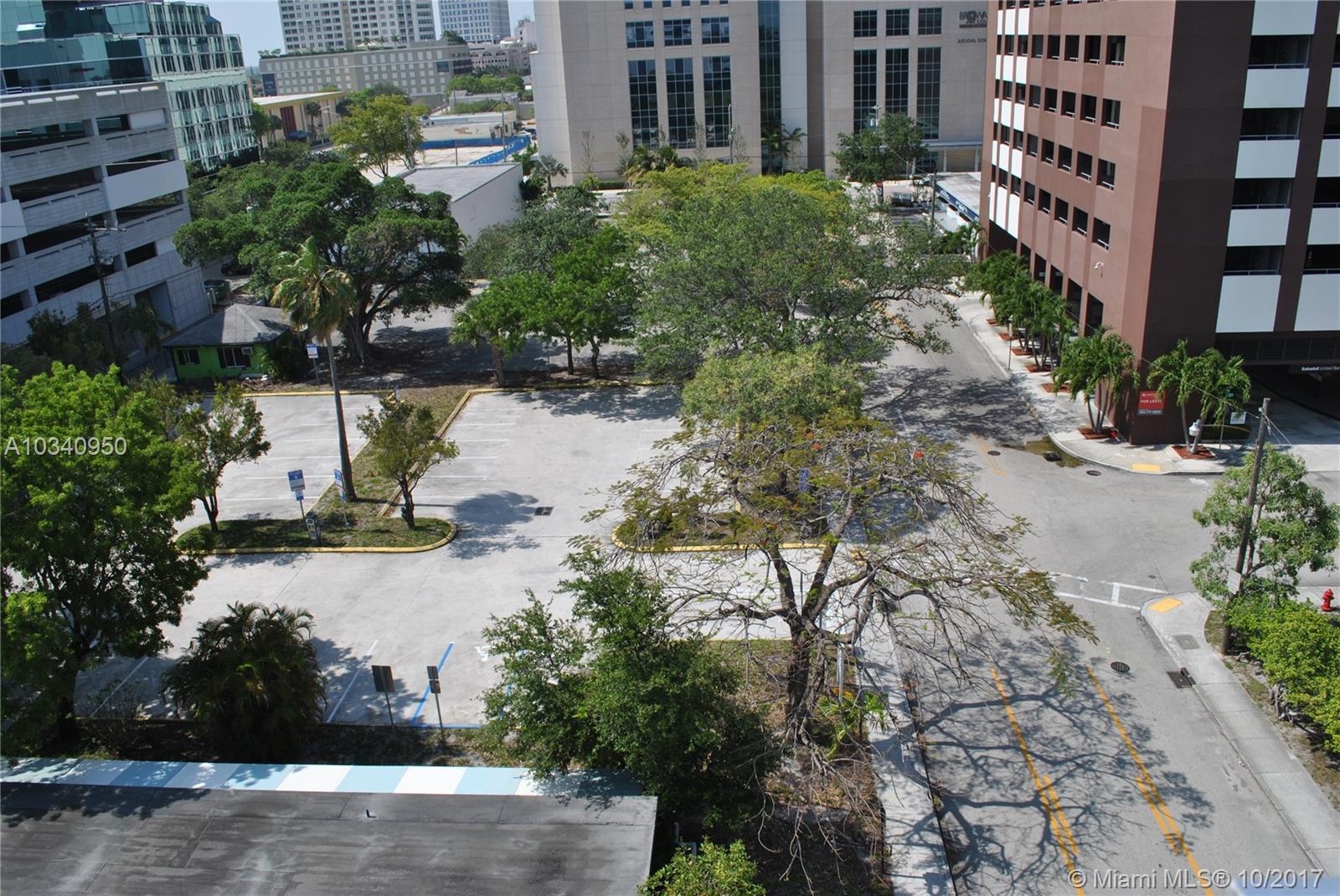 FT LAUDERDALE - Land