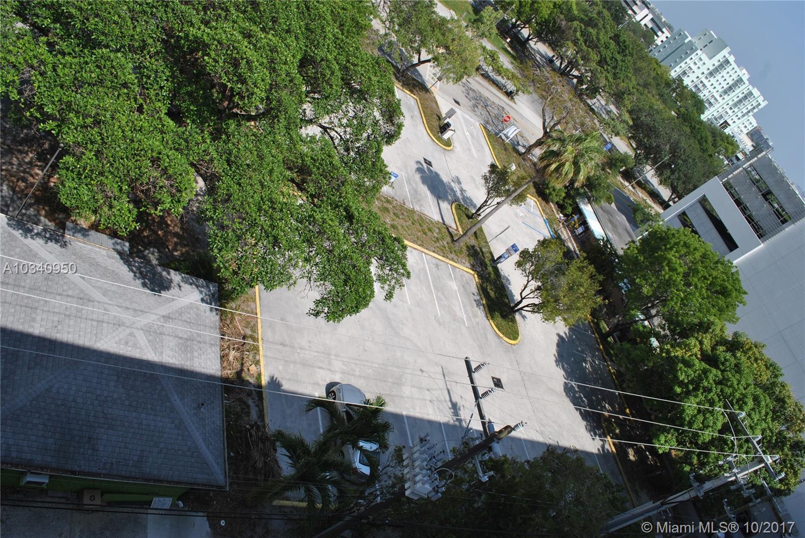 FT LAUDERDALE - Land