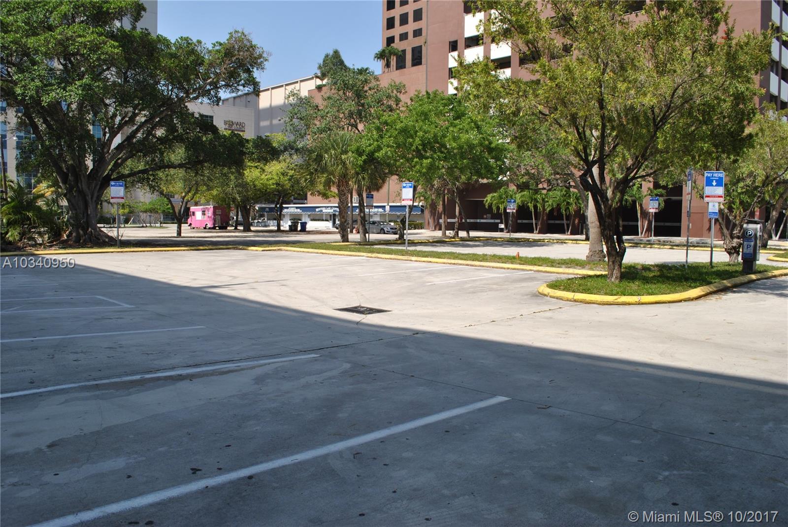 FT LAUDERDALE - Land