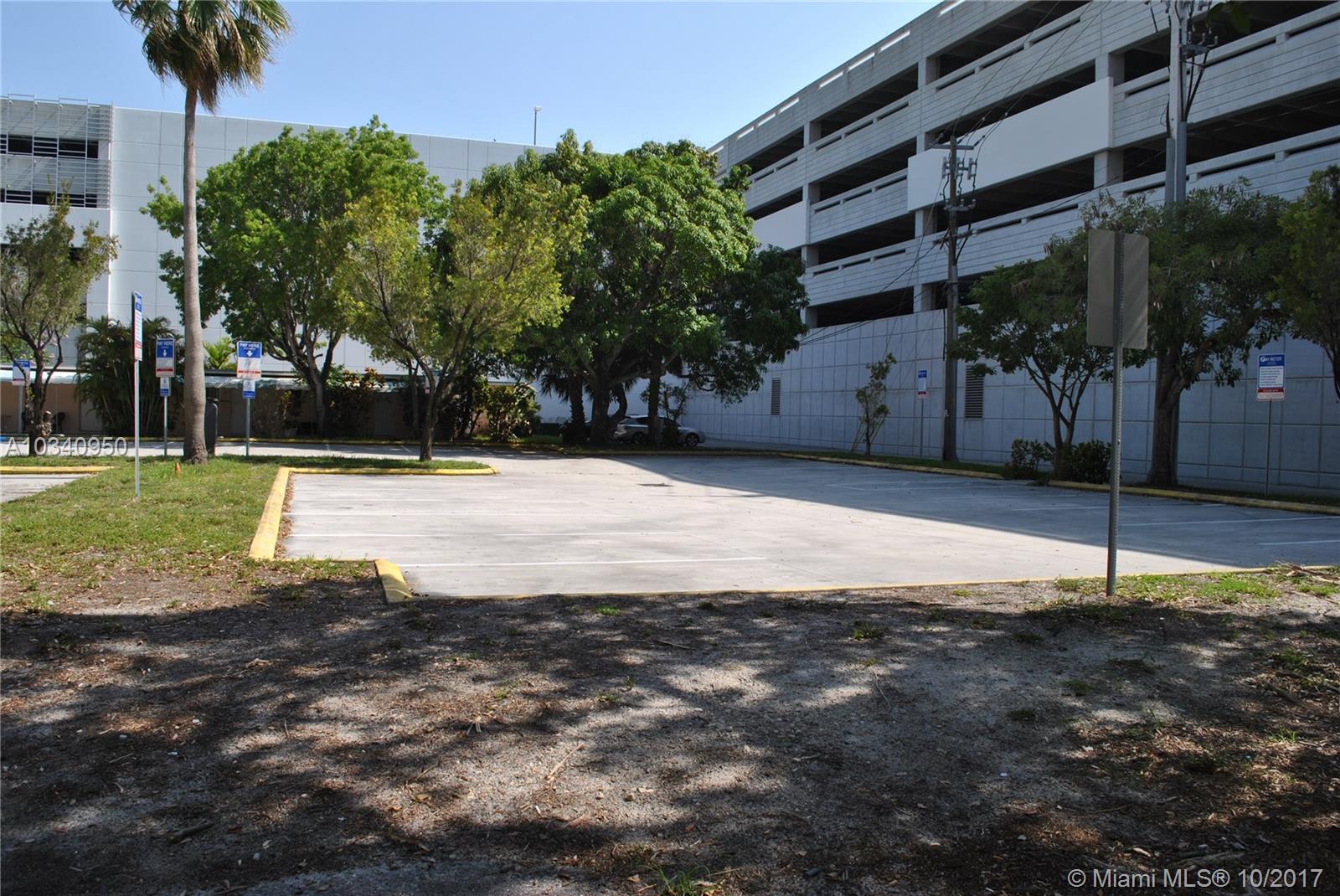 FT LAUDERDALE - Land