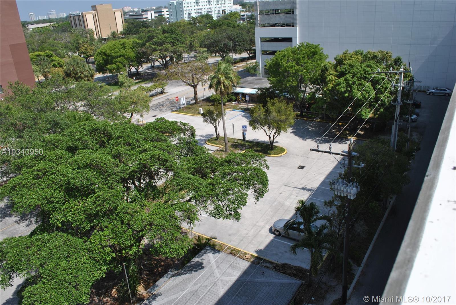 FT LAUDERDALE - Land