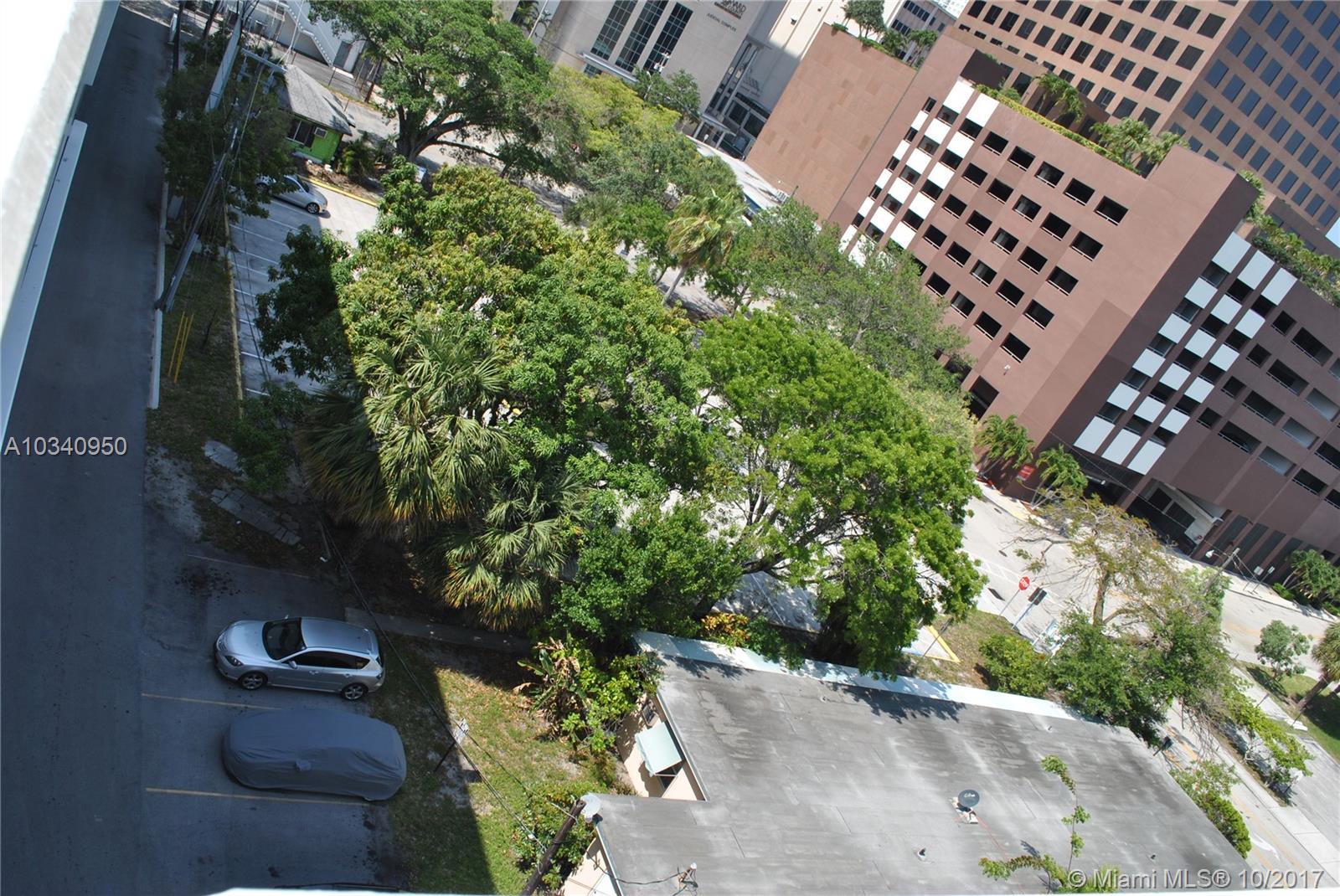 FT LAUDERDALE - Land