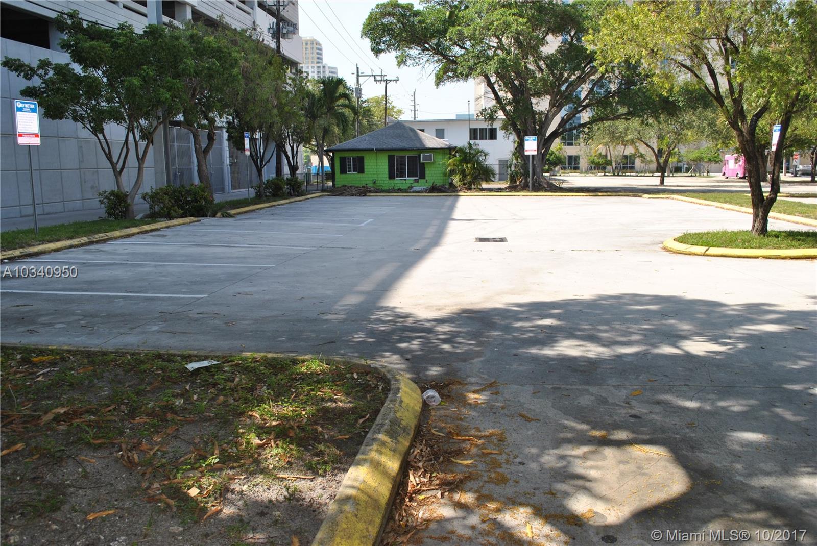 FT LAUDERDALE - Land