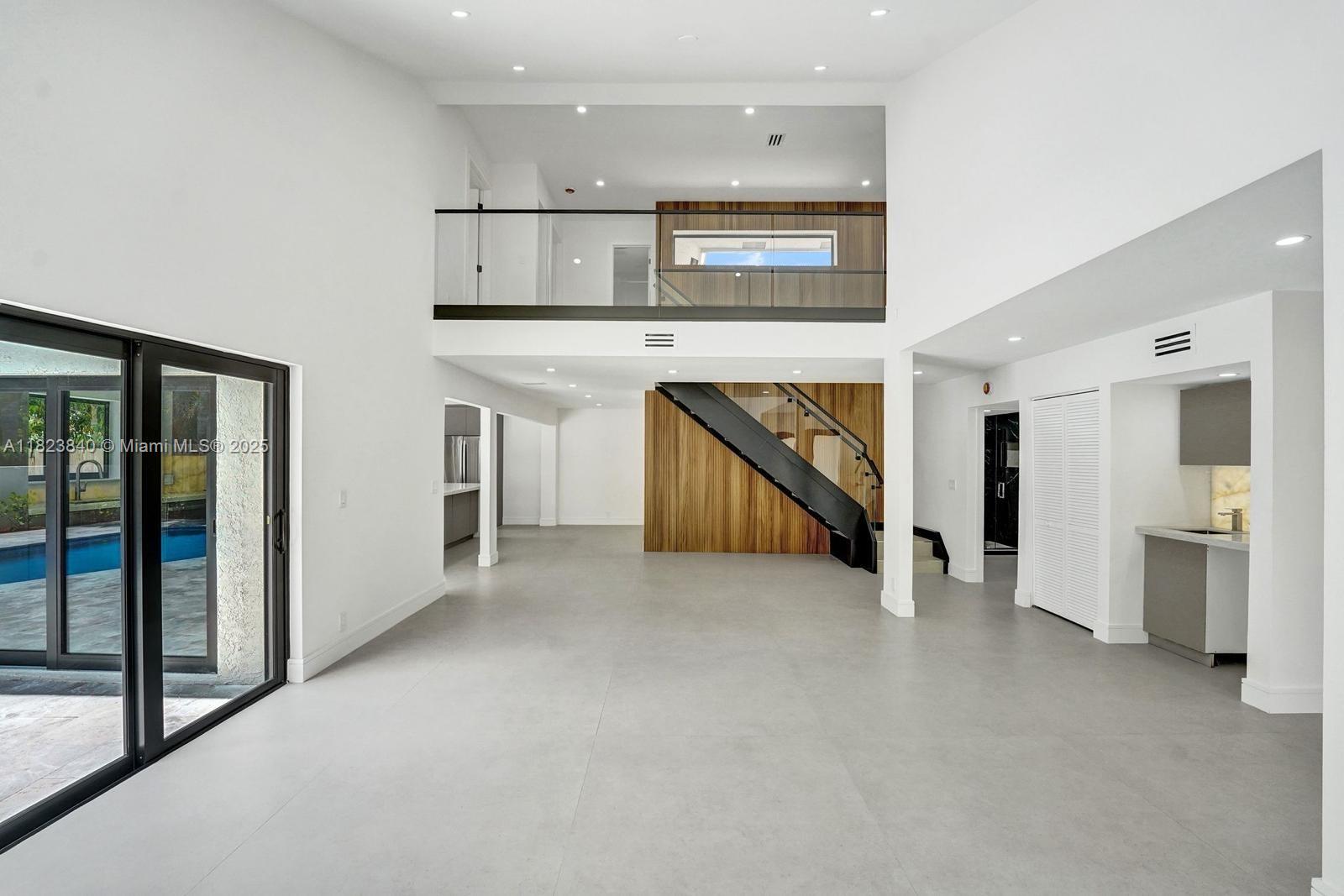 CAPTIVA - Residential