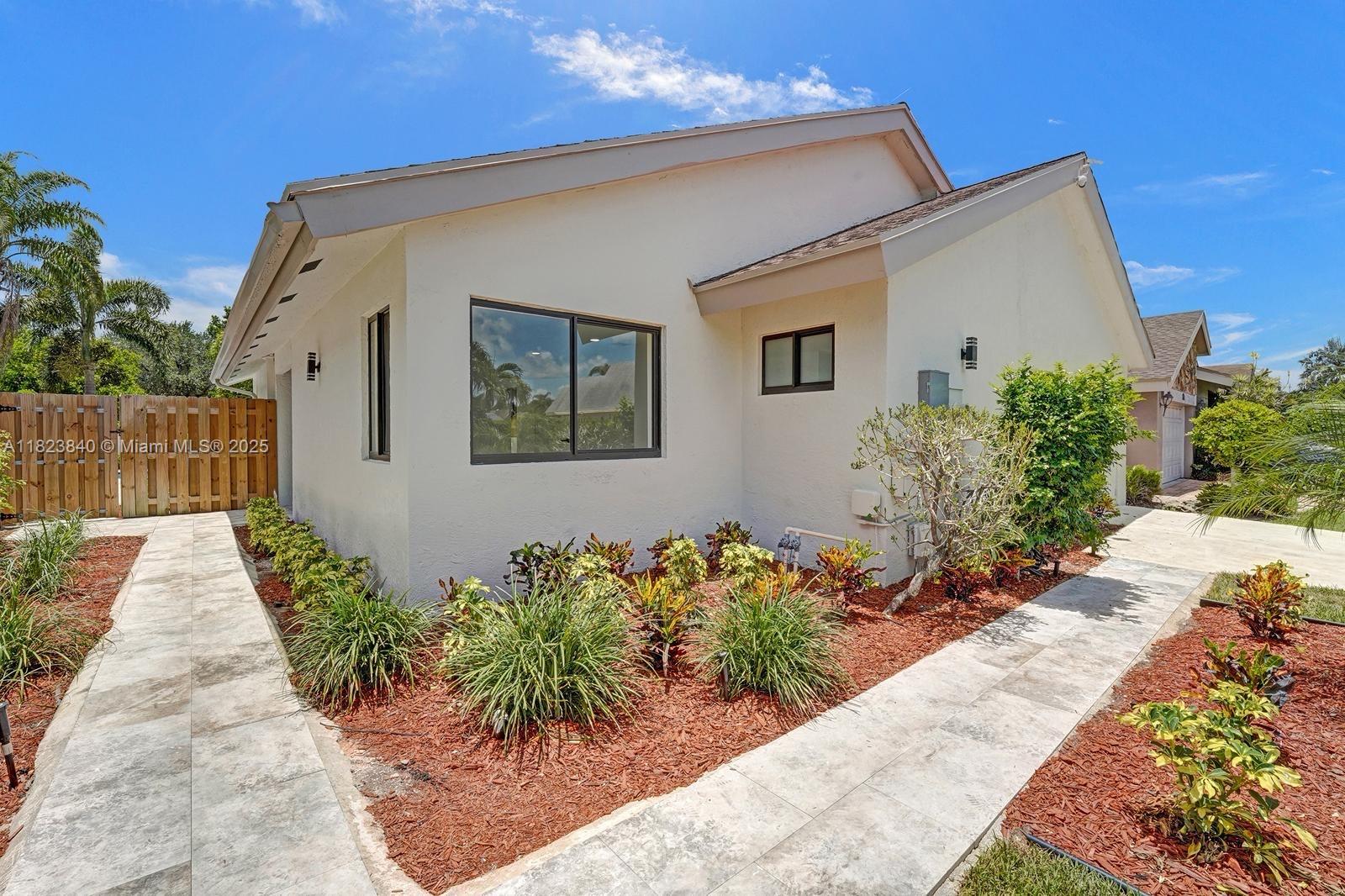 CAPTIVA - Residential