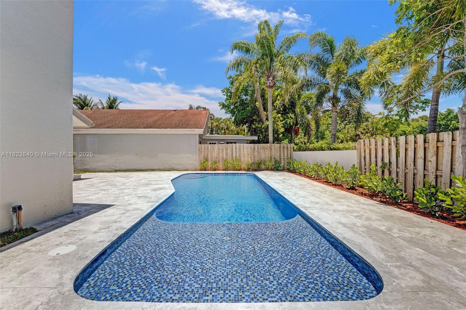 CAPTIVA - Residential
